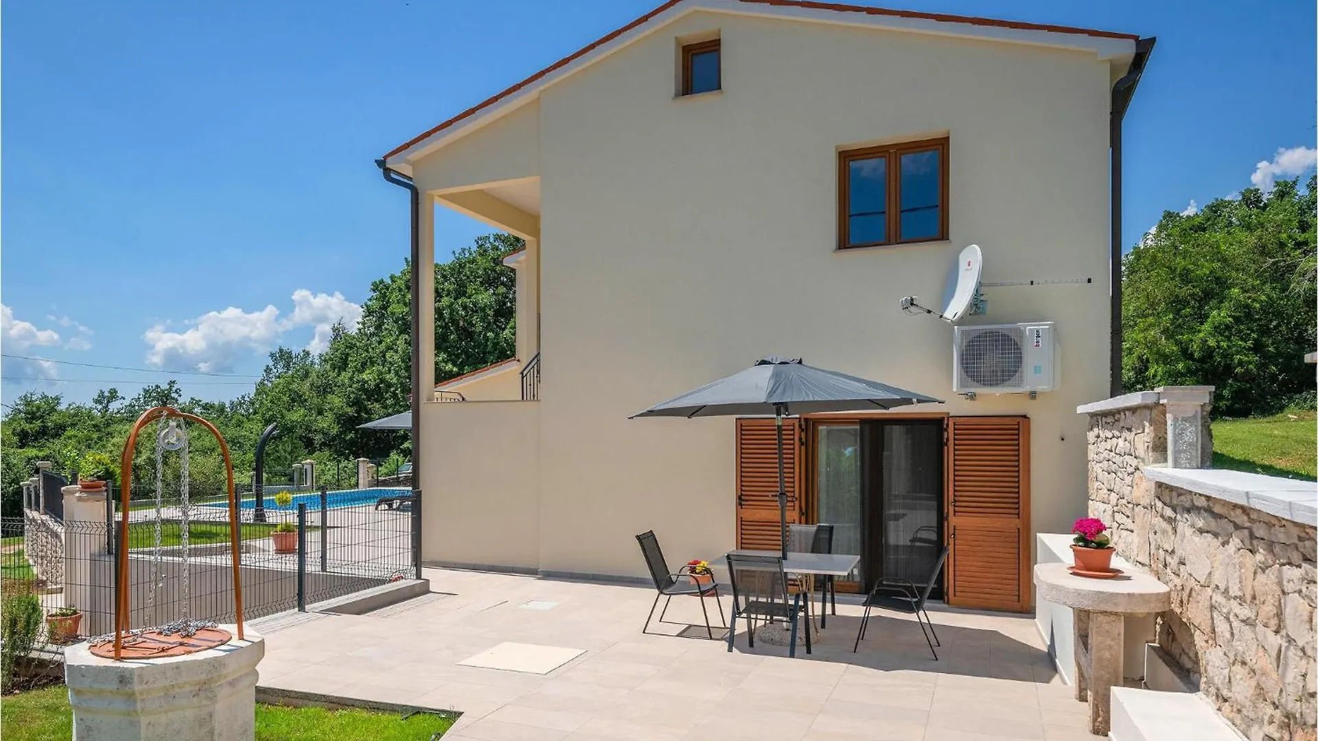 Amazing home in Labin with 2 Bedrooms, WiFi&Outdoor swimming pool 0*, Labin (Istria) Kroatië