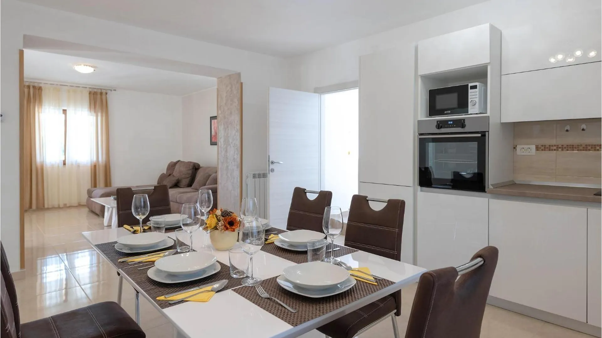 Amazing home in Labin with 2 Bedrooms, WiFi&Outdoor swimming pool Kroatië