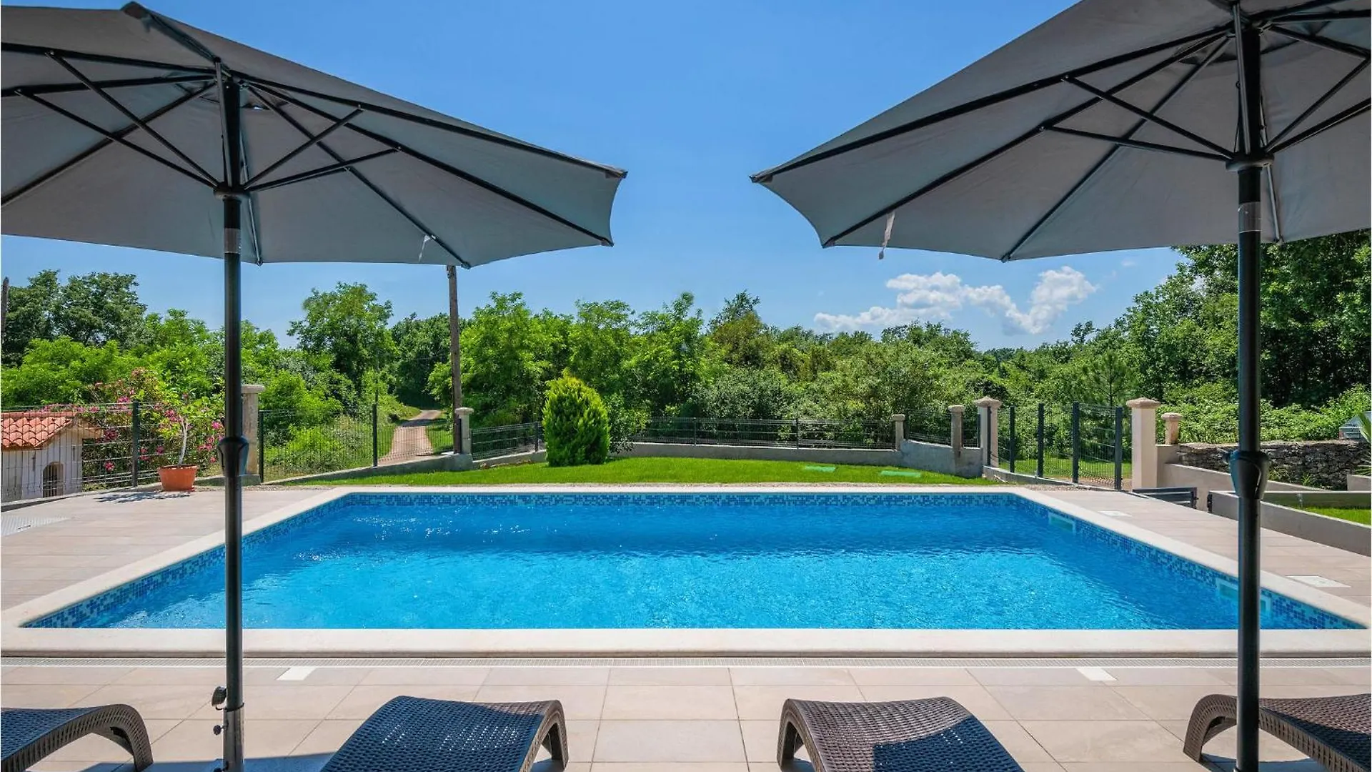 Amazing home in Labin with 2 Bedrooms, WiFi&Outdoor swimming pool Labin (Istria)